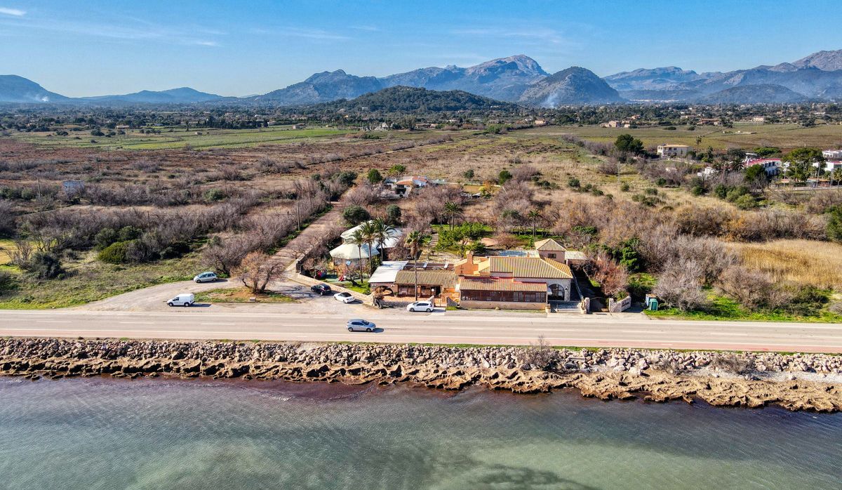 fantastisches-haus-und-restaurant-direkt-am-meer-in-puerto-pollensa
