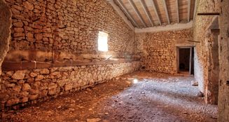 von_poll_real_estate_property_ES212695_image_27