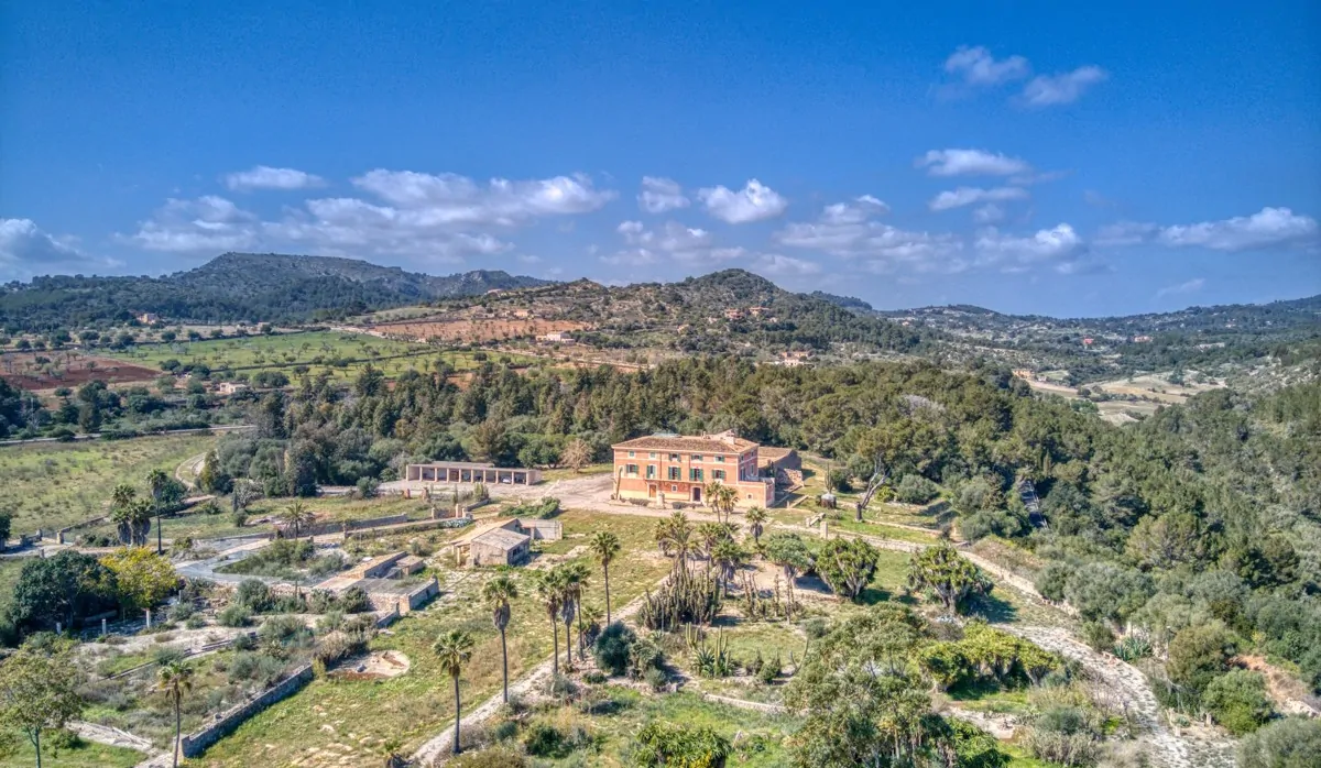 Majestätisches-Anwesen-mit-Meerblick-bei-Son-Macia-mit-grossem-Potential- als Luxuslandhotel- in- Laufdistanz-zu-den-schönsten-Buchten-Mallorcas