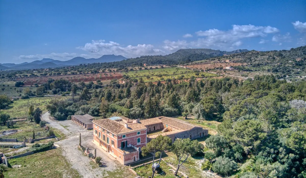 Majestätisches-Anwesen-mit-Meerblick-bei-Son-Macia-mit-grossem-Potential- als Luxuslandhotel- in- Laufdistanz-zu-den-schönsten-Buchten-Mallorcas