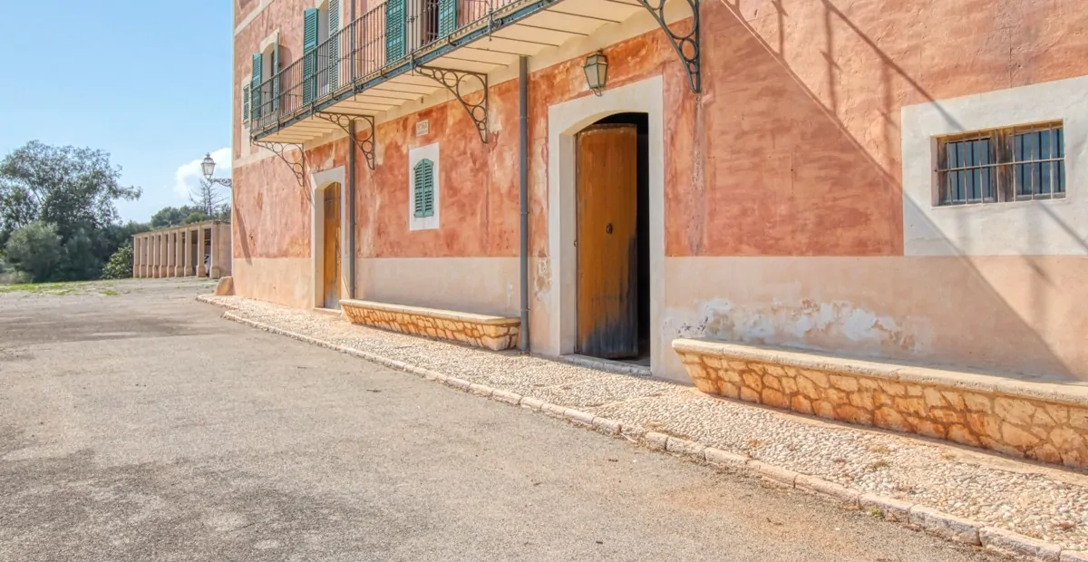 Majestätisches-Anwesen-mit-Meerblick-bei-Son-Macia-mit-grossem-Potential- als Luxuslandhotel- in- Laufdistanz-zu-den-schönsten-Buchten-Mallorcas