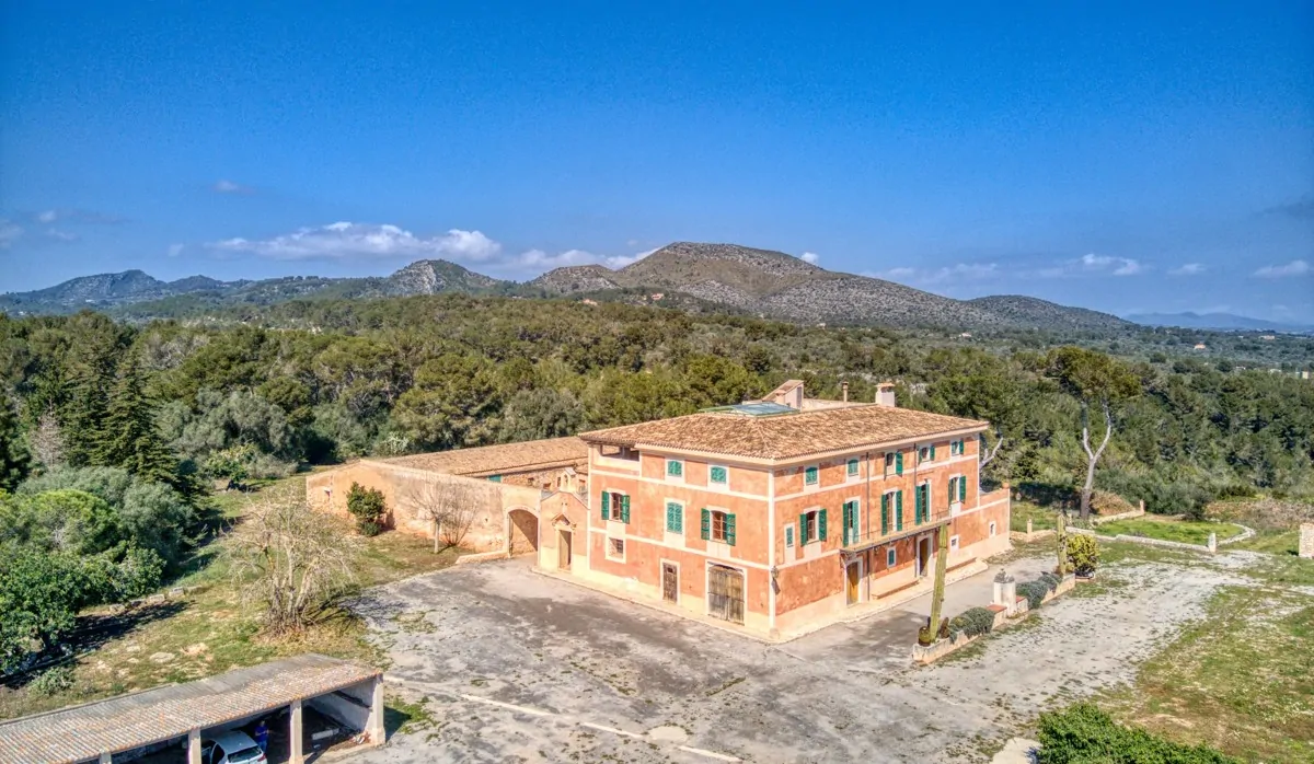 Majestätisches-Anwesen-mit-Meerblick-bei-Son-Macia-mit-grossem-Potential- als Luxuslandhotel- in- Laufdistanz-zu-den-schönsten-Buchten-Mallorcas