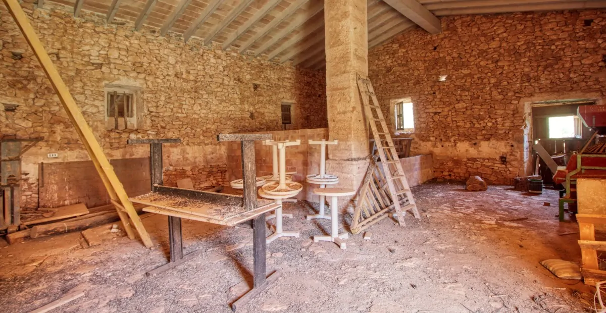 Majestätisches-Anwesen-mit-Meerblick-bei-Son-Macia-mit-grossem-Potential- als Luxuslandhotel- in- Laufdistanz-zu-den-schönsten-Buchten-Mallorcas