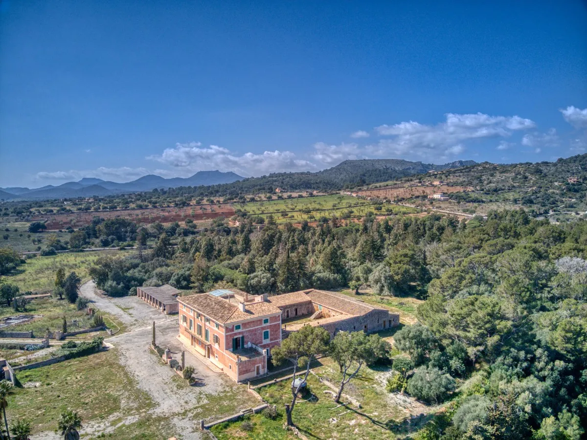 Majestic-estate-with-sea-views-at-Son-Macia-with-great-potential-as-a-luxury-country-hotel-within-walking-distance-to-the-most-beautiful-bays-of-Mallorca