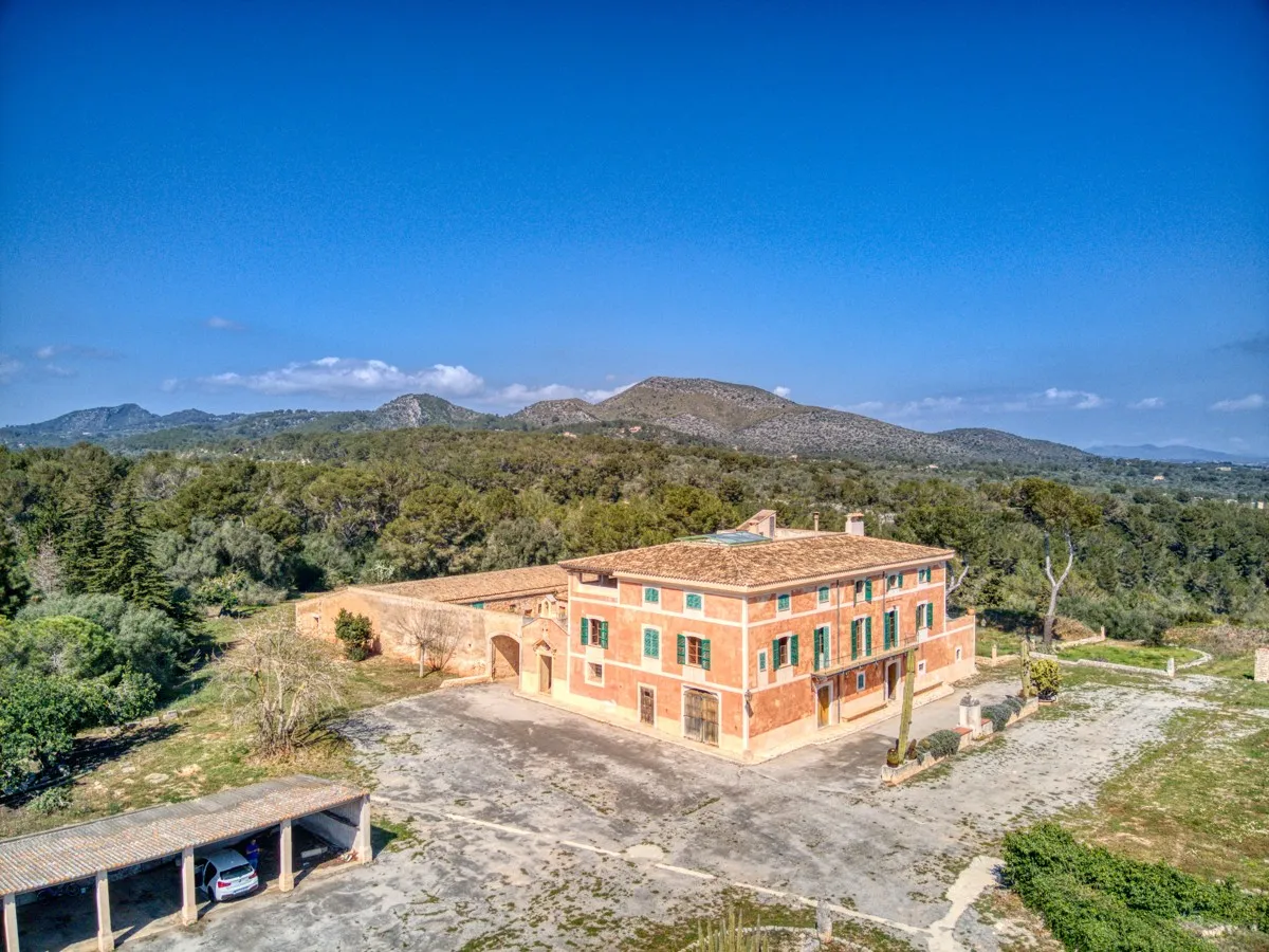 Majestic-estate-with-sea-views-at-Son-Macia-with-great-potential-as-a-luxury-country-hotel-within-walking-distance-to-the-most-beautiful-bays-of-Mallorca