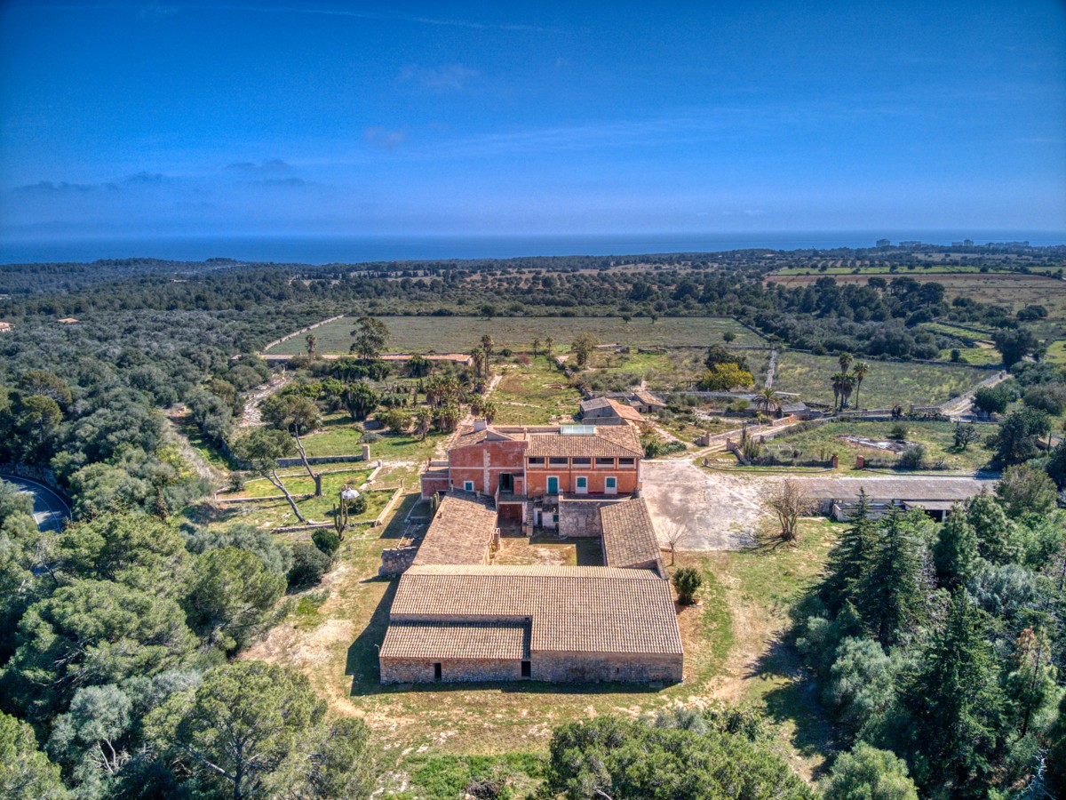 Majestic-estate-with-sea-views-at-Son-Macia-with-great-potential-as-a-luxury-country-hotel-within-walking-distance-to-the-most-beautiful-bays-of-Mallorca