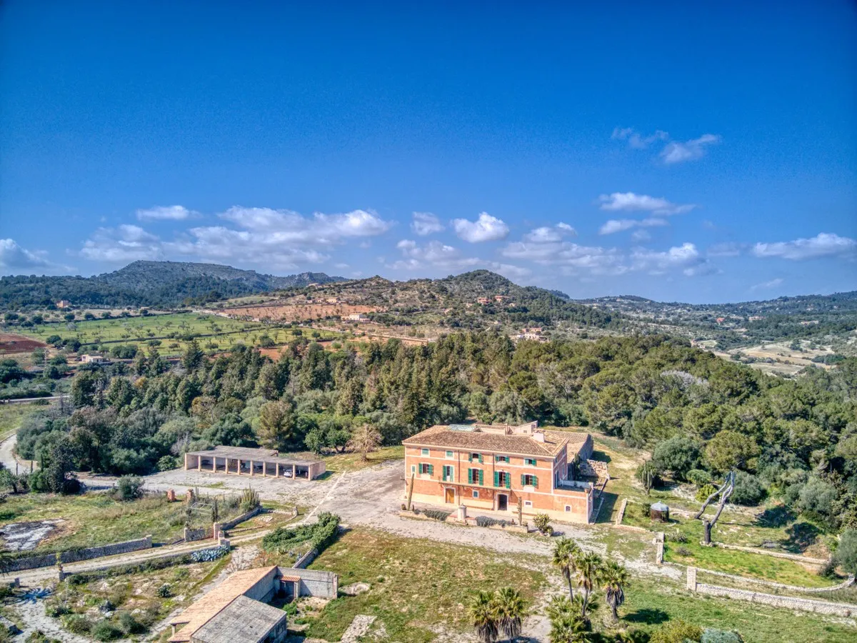 Majestic-estate-with-sea-views-at-Son-Macia-with-great-potential-as-a-luxury-country-hotel-within-walking-distance-to-the-most-beautiful-bays-of-Mallorca