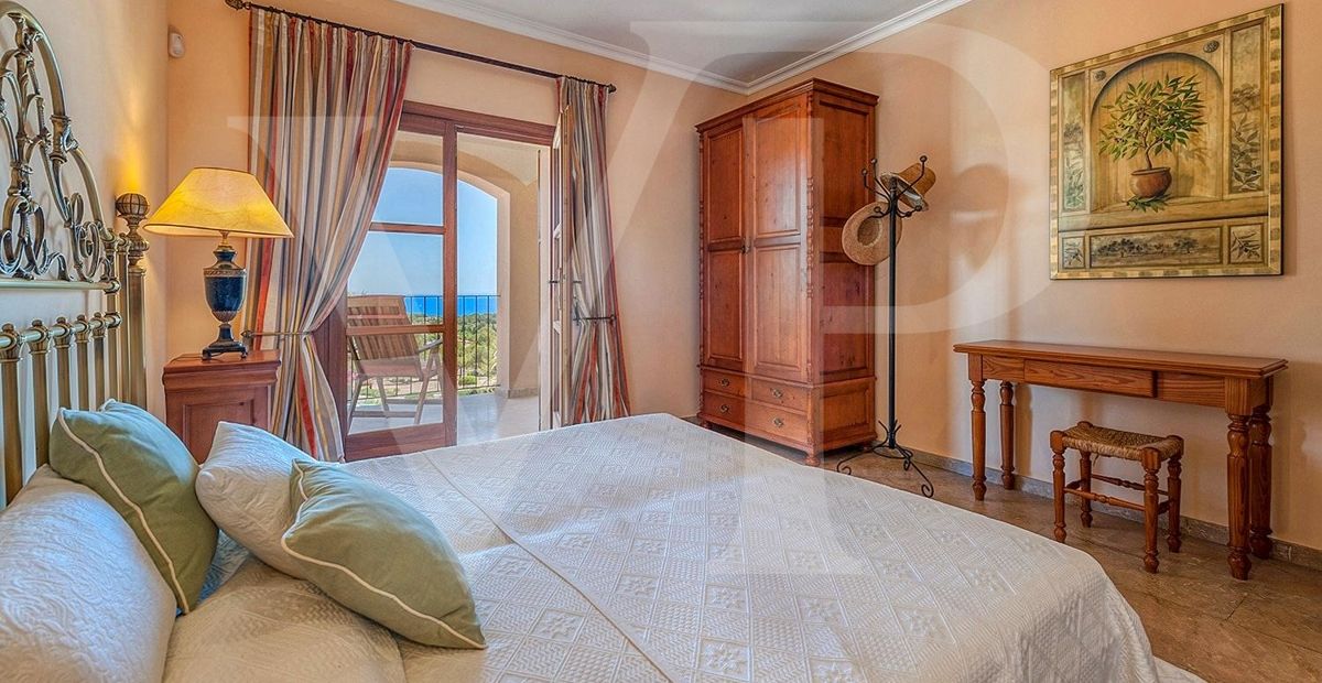 Schlafzimmer der Finca in Capdepera, Mallorca