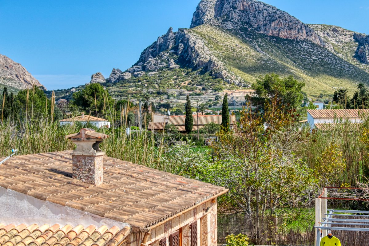 Fantástico chalet con piscina, jardín y licencia de estancia turística vacaciona en Puerto Pollensa