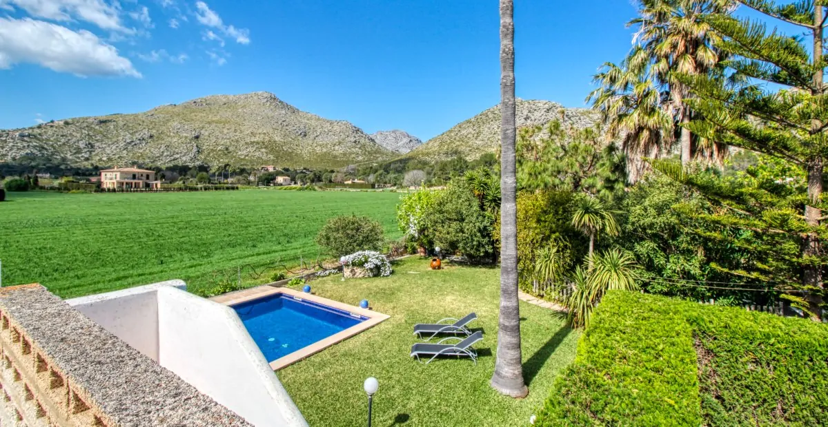 Fantastische Villa mit Schwimmbad, Garten und Urlaubsgenehmigung in Puerto Pollensa