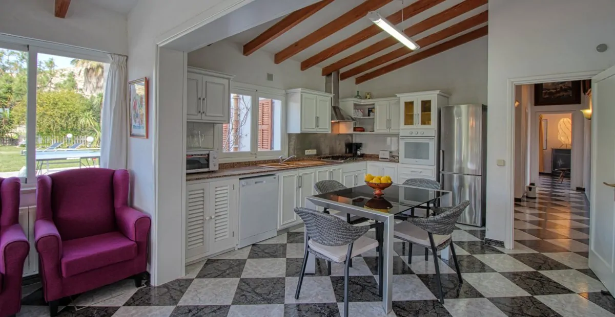Fantastische Villa mit Schwimmbad, Garten und Urlaubsgenehmigung in Puerto Pollensa