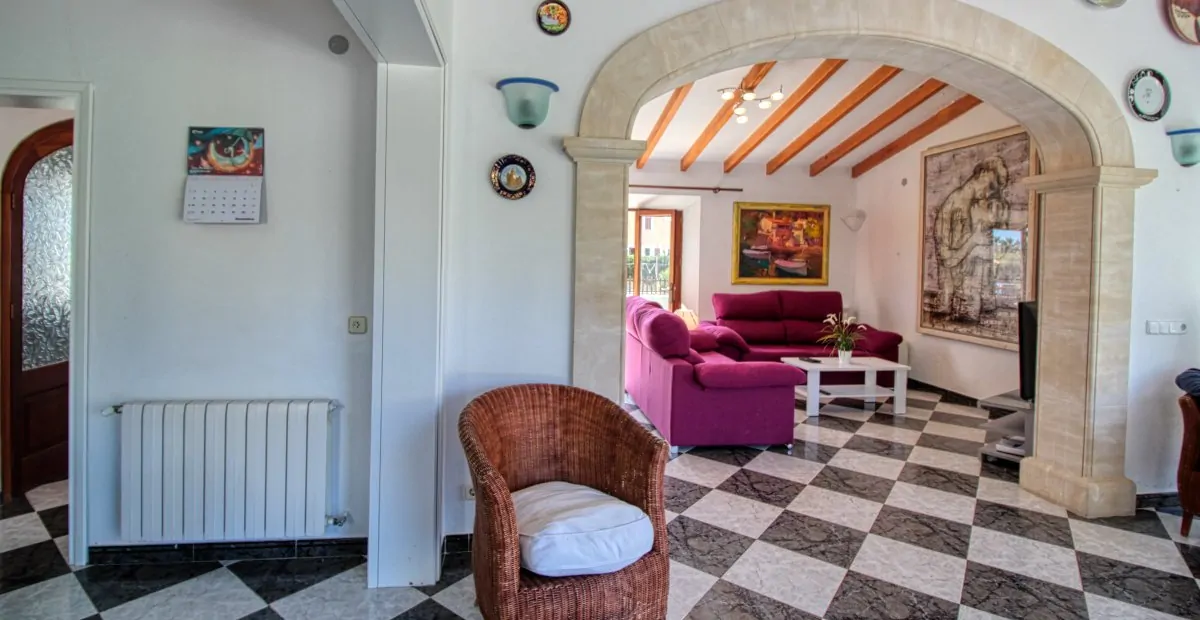 Fantastische Villa mit Schwimmbad, Garten und Urlaubsgenehmigung in Puerto Pollensa