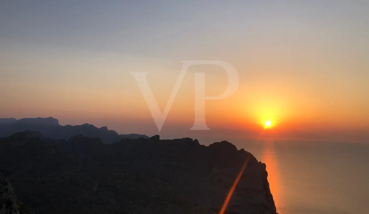 Fantastische Villa mit Schwimmbad, Garten und Urlaubsgenehmigung in Puerto Pollensa