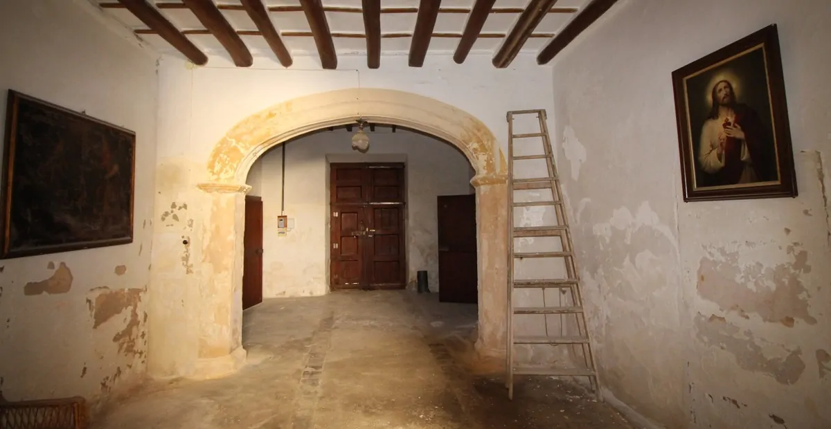 Großes Herrenhaus zum Renovieren mit vielen Möglichkeiten im Zentrum von Manacor