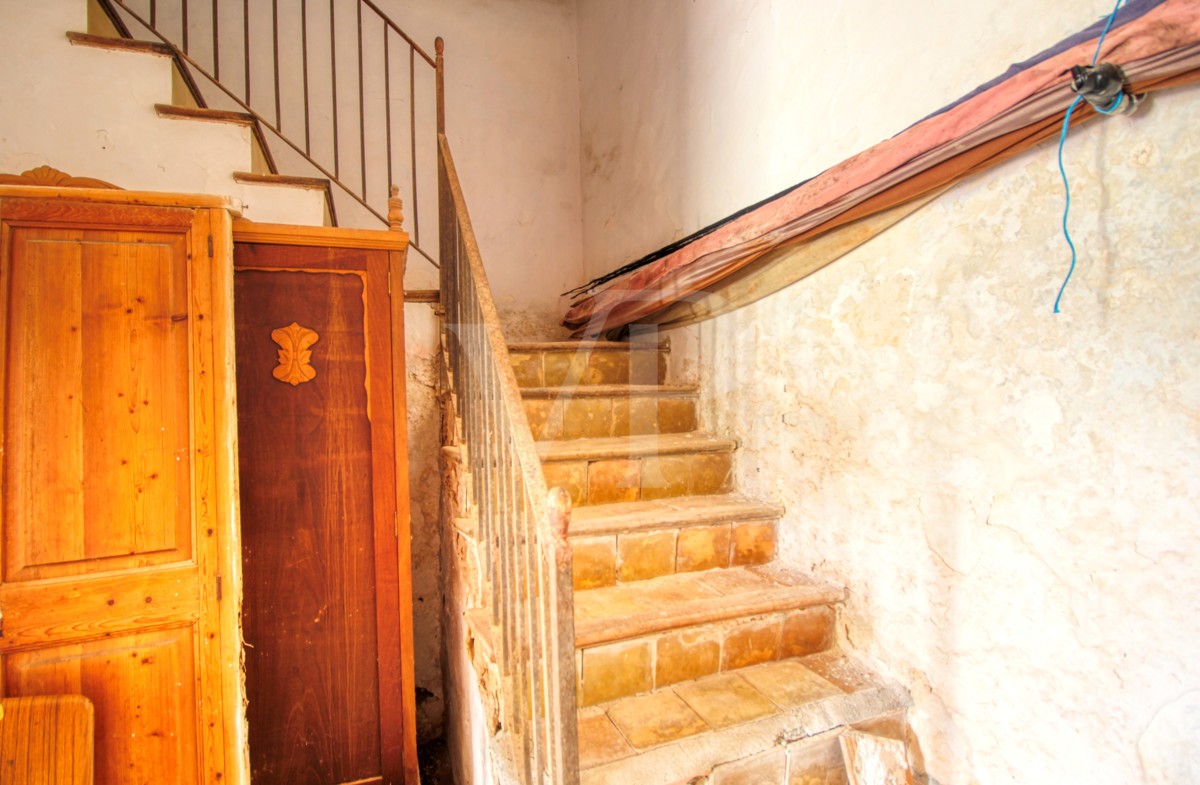 Fantastische historische Finca zum Renovieren auf 80 Hektar in der Serra de Tramuntana in Escorca