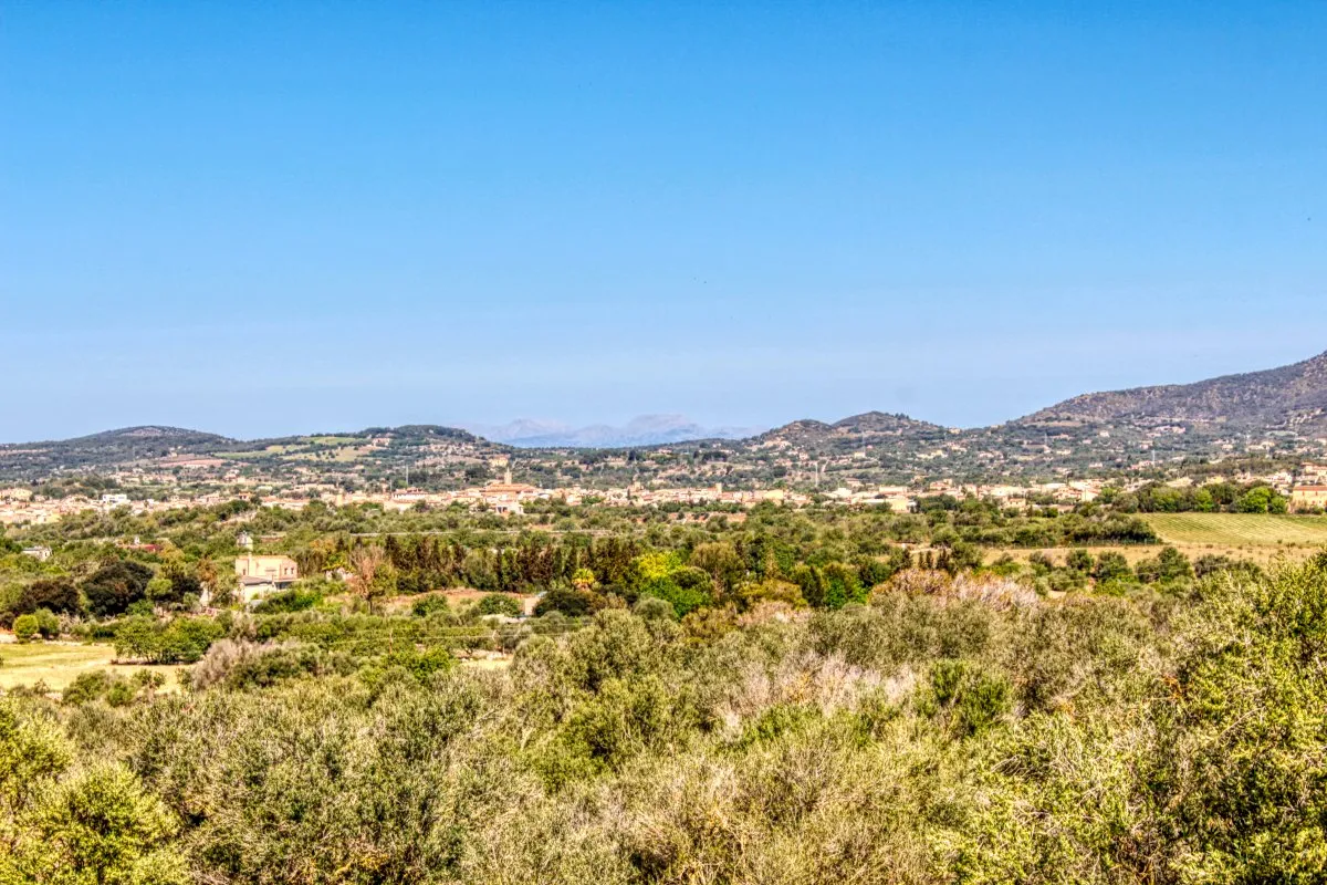 fantastico-possesso-storico-finca-risalente-al-1834-in-sant-llorenç-des-cardassar-con-possibilità-di-licenza-per-un-piccolo-investimento-rurale-hotel
