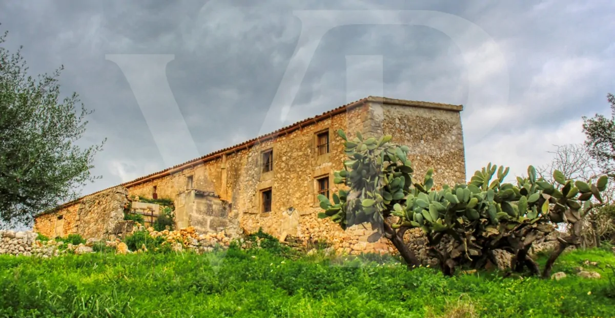 Spektakuläre Finca mit fantastischem mallorquinischem Haus auf einem Hügel in Manacor