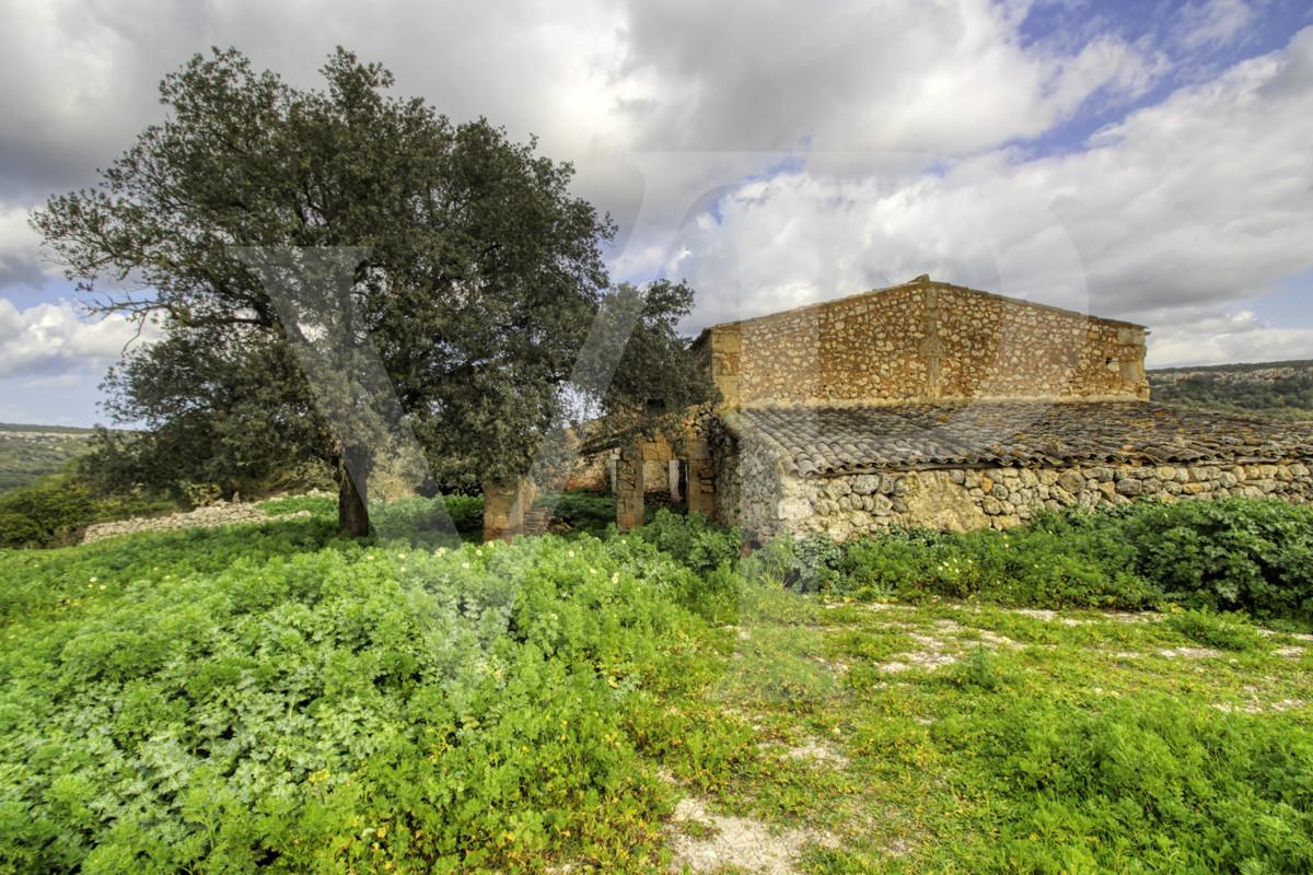 Spektakuläre Finca mit fantastischem mallorquinischem Haus auf einem Hügel in Manacor