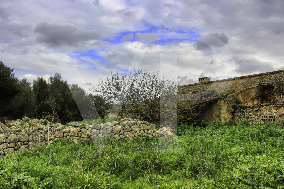 Spektakuläre Finca mit fantastischem mallorquinischem Haus auf einem Hügel in Manacor