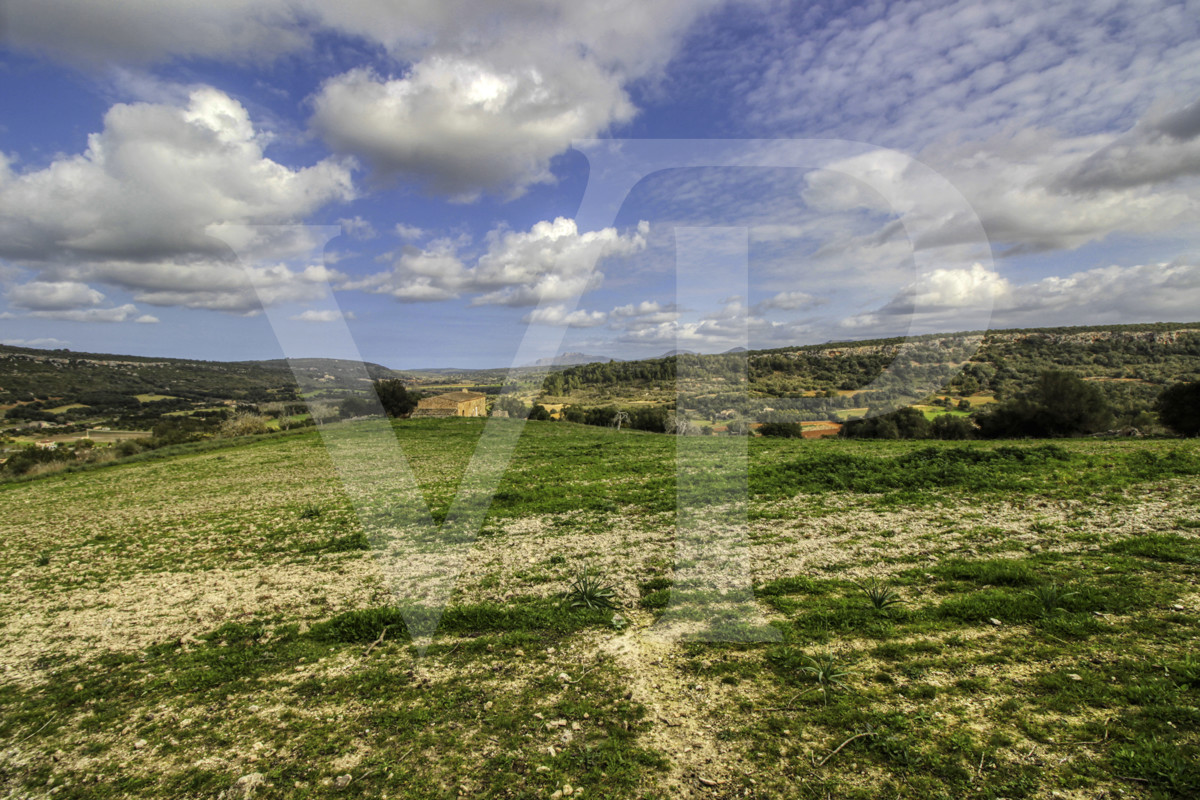 Spektakuläre Finca mit fantastischem mallorquinischem Haus auf einem Hügel in Manacor