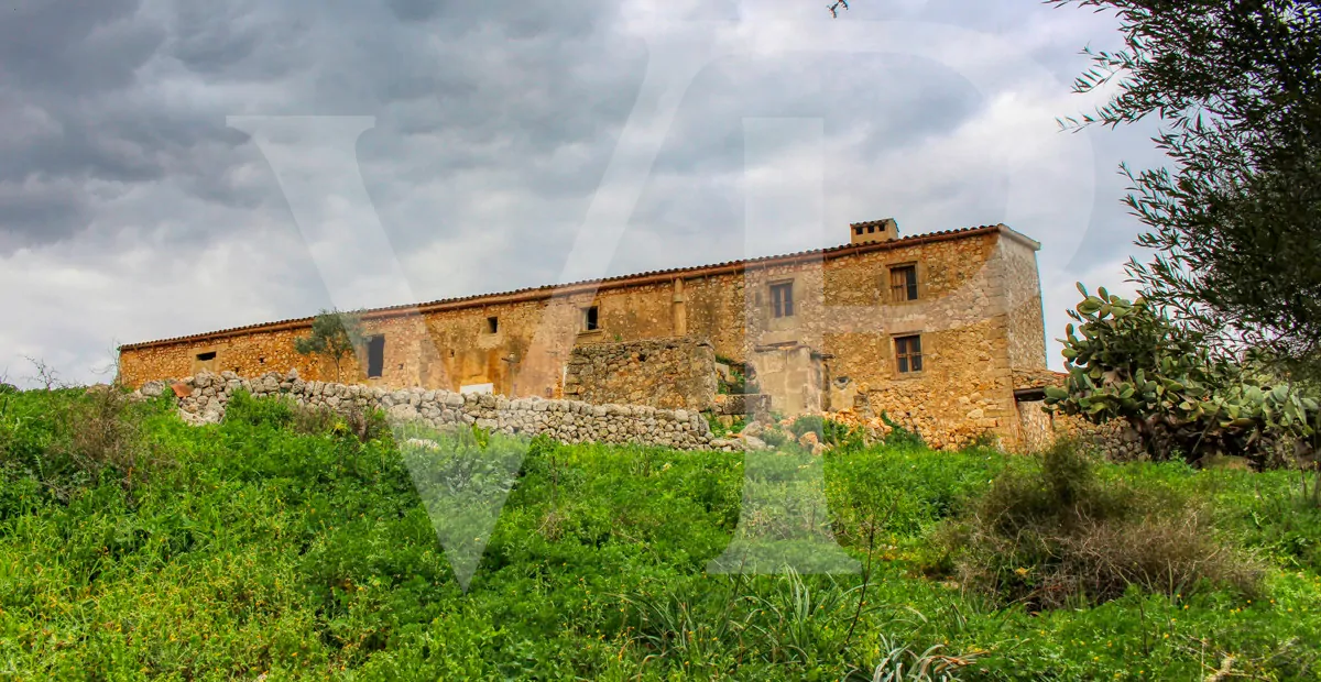 Spektakuläre Finca mit fantastischem mallorquinischem Haus auf einem Hügel in Manacor