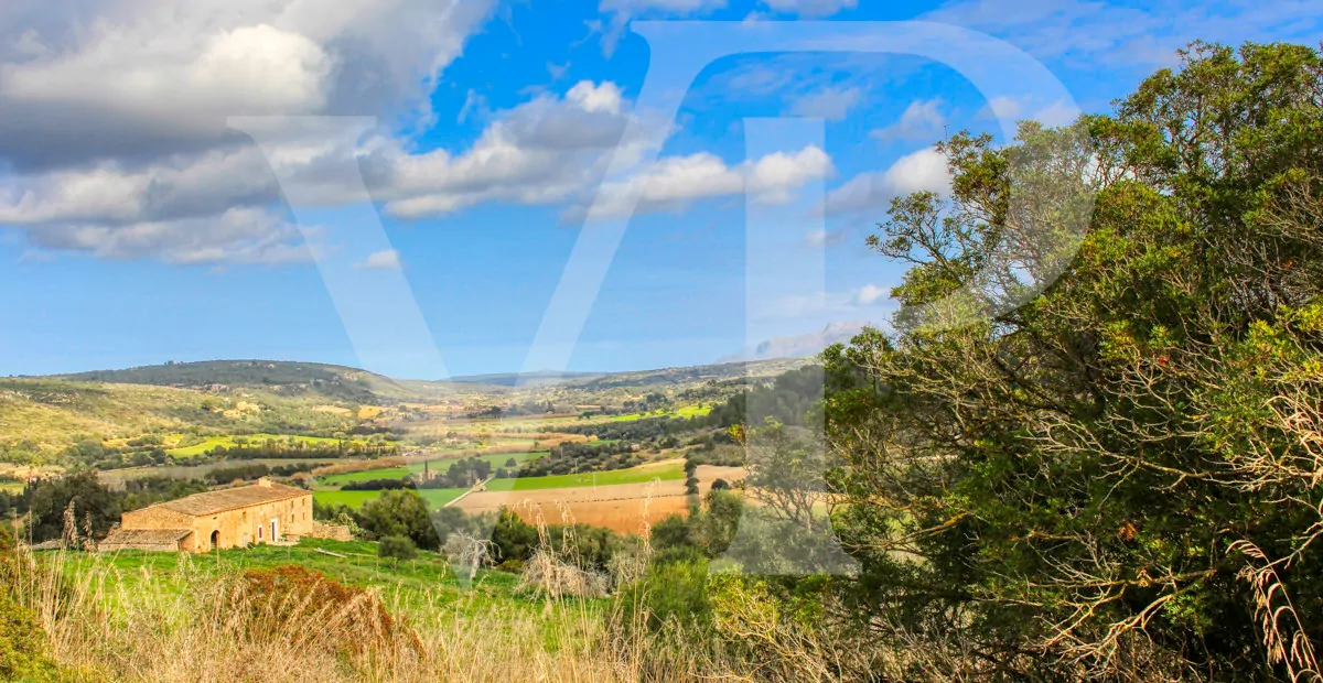 Spektakuläre Finca mit fantastischem mallorquinischem Haus auf einem Hügel in Manacor