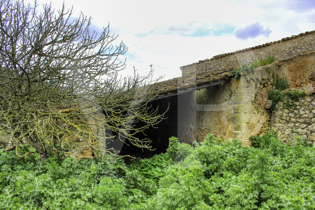 Spektakuläre Finca mit fantastischem mallorquinischem Haus auf einem Hügel in Manacor