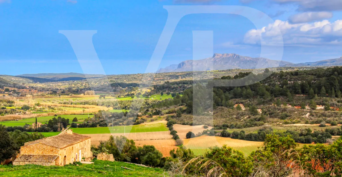 Spektakuläre Finca mit fantastischem mallorquinischem Haus auf einem Hügel in Manacor