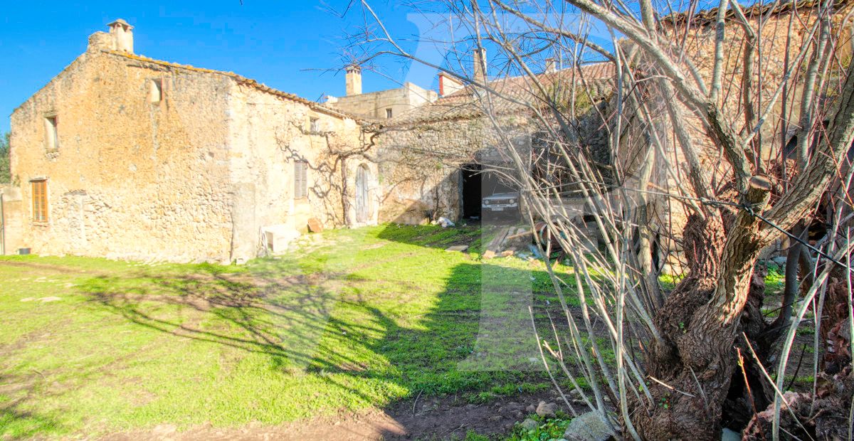 Spektakuläre Finca 40 Hektar mit Blick auf das Meer in Pollensa