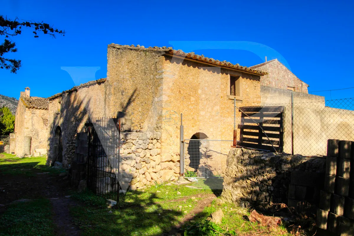 Spektakuläre Finca 40 Hektar mit Blick auf das Meer in Pollensa