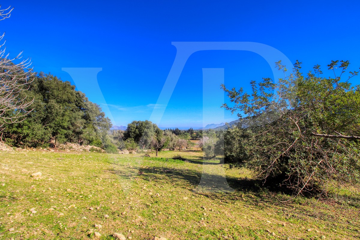 Spektakuläre Finca 40 Hektar mit Blick auf das Meer in Pollensa