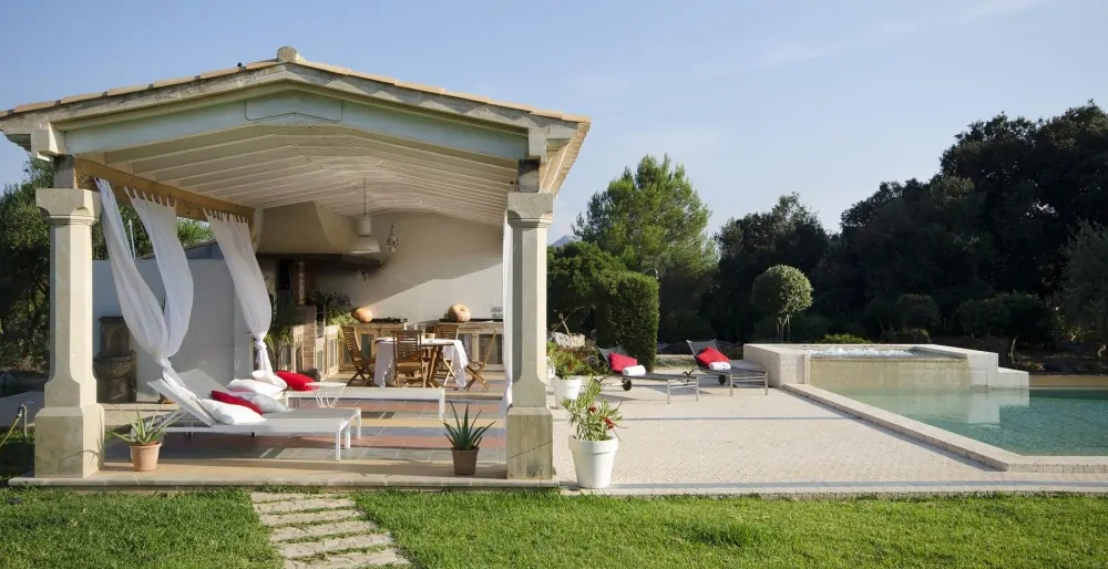 Terrasse der Finca in Pollensa, Mallorca