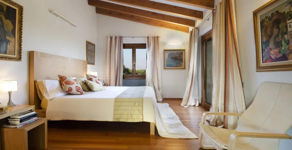 Schlafzimmer der Finca in Pollensa, Mallorca