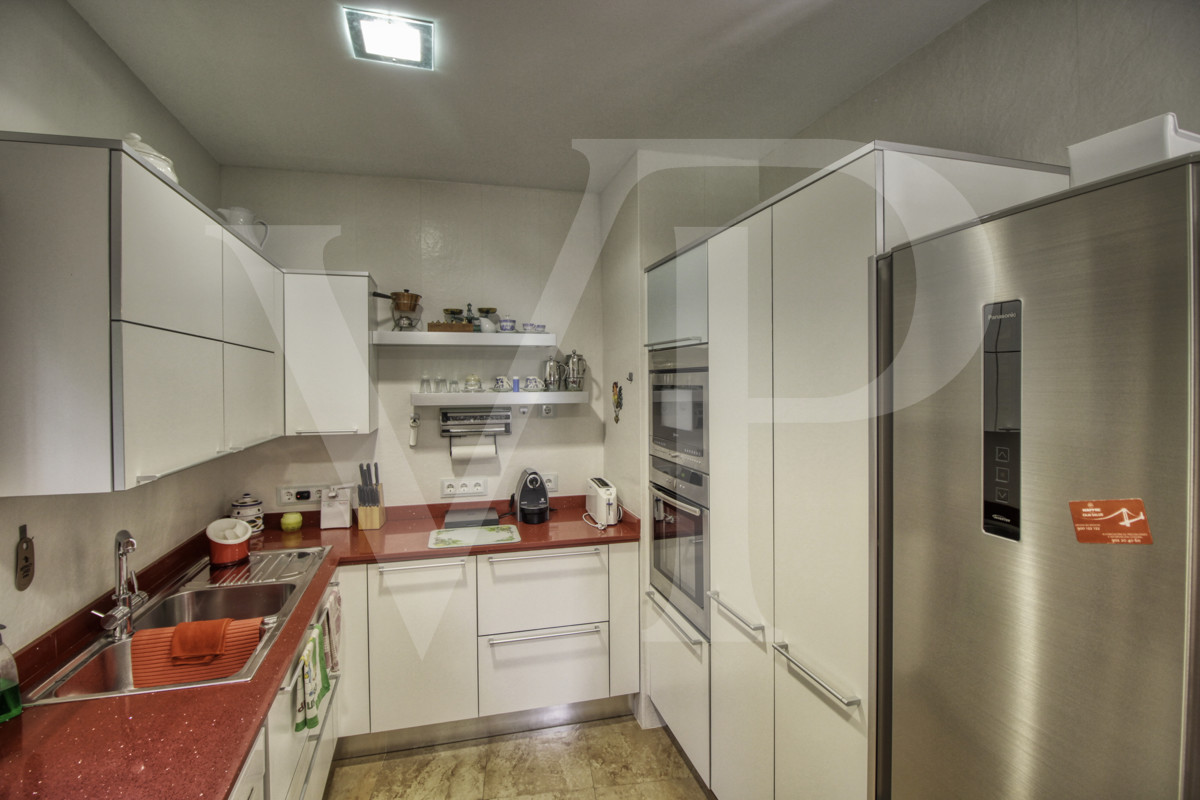 en-venta-fantástica-villa-señorial-de-1925-en-esquina-con-jardín-en-zona-tranquila-en-primera-línea-de-la-playa-platja-d'en-repíc-del-puerto-de-sóller