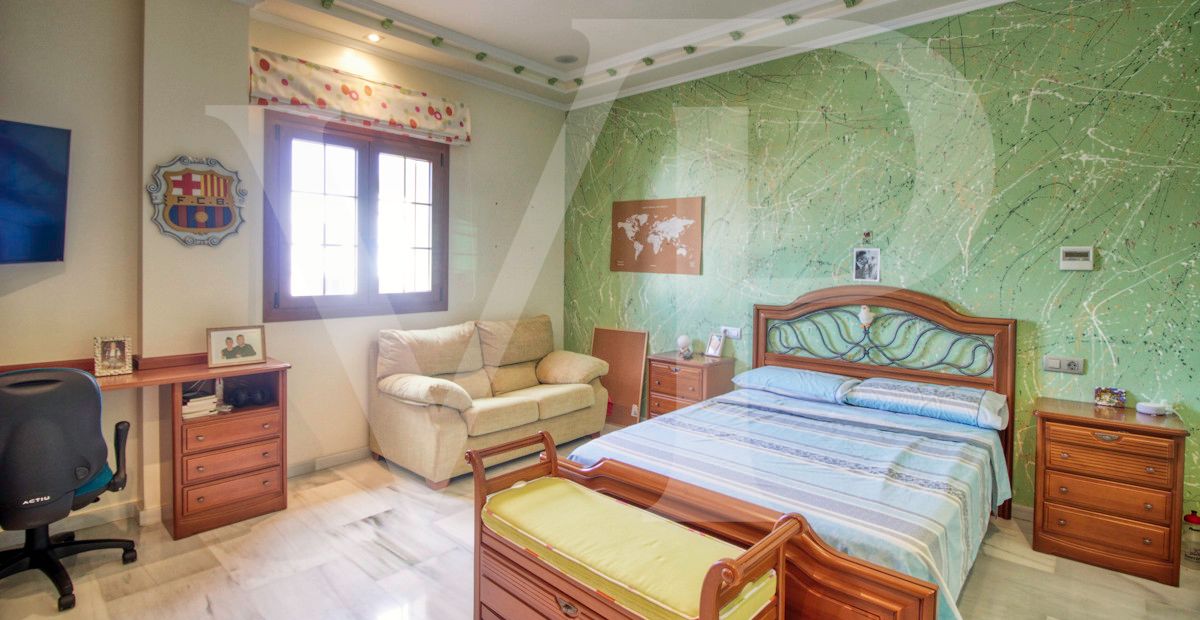 spectacular-luxury-villa-with-swimming-pool-for-sale-in-the-urbanisation-son-bauló-in-can-picafort