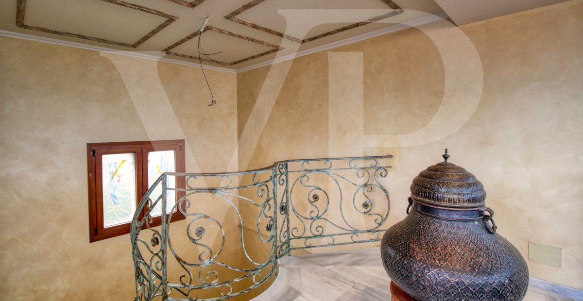 spectacular-luxury-villa-with-swimming-pool-for-sale-in-the-urbanisation-son-bauló-in-can-picafort