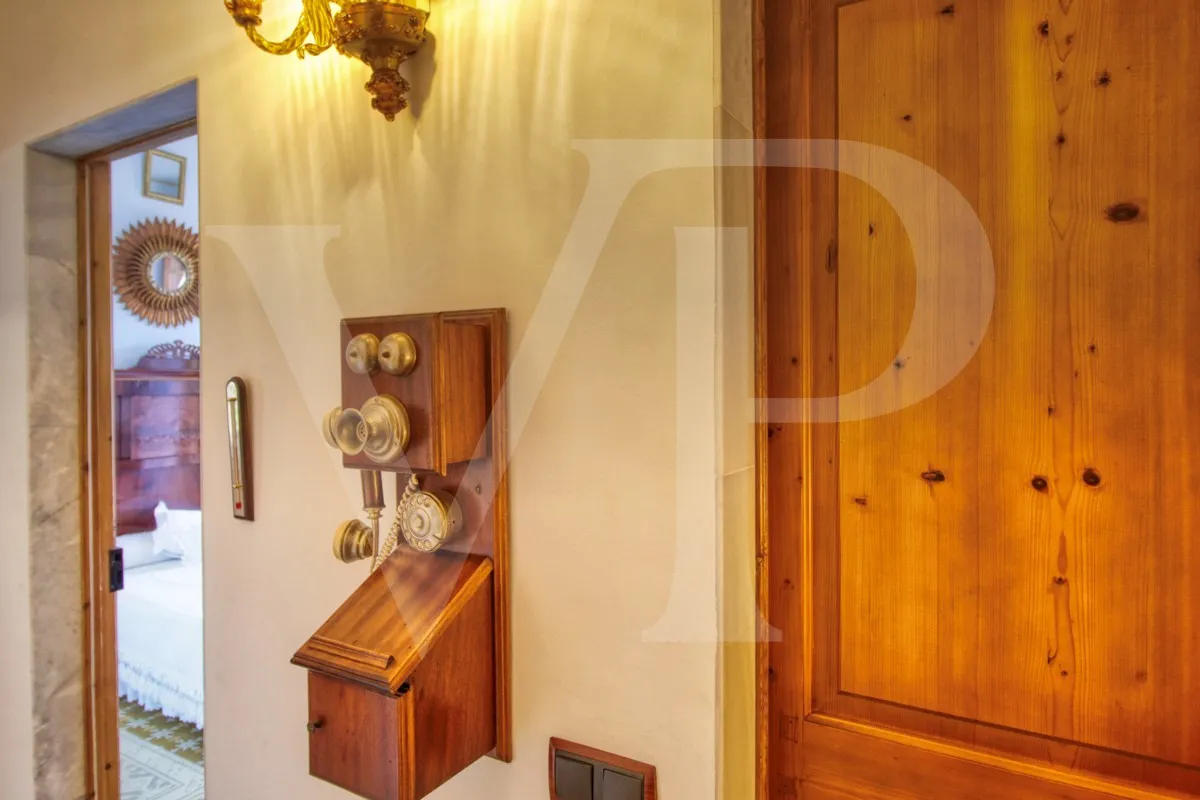 for-sale-fantastic-1925's-corner-manor-villa-with-garden-in-a-quiet-area-in-front-of-the-beach-platja-d'en-repíc-in-puerto-de-sóller