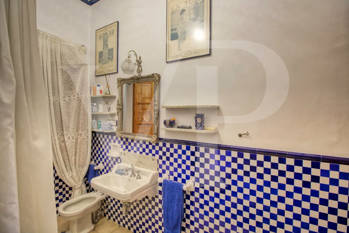 for-sale-fantastic-1925's-corner-manor-villa-with-garden-in-a-quiet-area-in-front-of-the-beach-platja-d'en-repíc-in-puerto-de-sóller