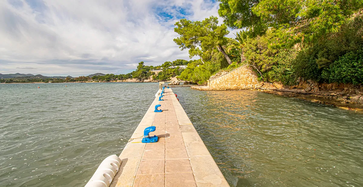 Villa-mit-Pool-Golf-am-Meer-Son-Servera