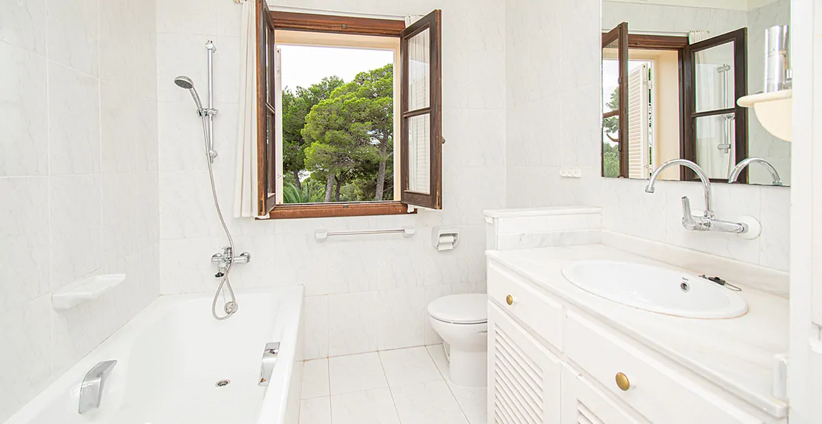 Villa-mit-Pool-Golf-am-Meer-Son-Servera