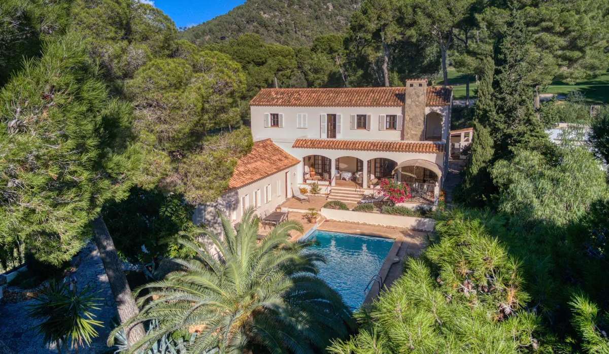 Villa-mit-Pool-Golf-am-Meer-Son-Servera