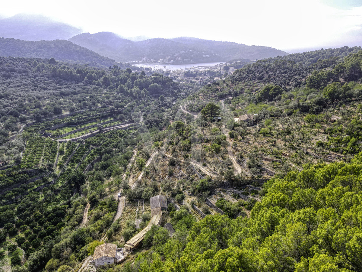 zu-verkaufen-finca-exklusives-anwesen-von-fast-15-hektar-in-einzigartigen-enklave-in-den-bergen-die-den-hafen-von-sóller