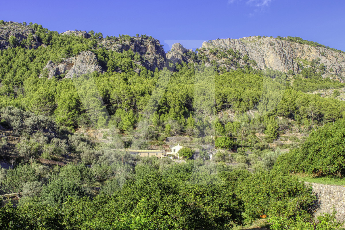 zu-verkaufen-finca-exklusives-anwesen-von-fast-15-hektar-in-einzigartigen-enklave-in-den-bergen-die-den-hafen-von-sóller
