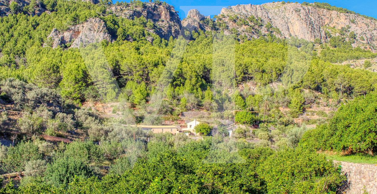 zu-verkaufen-finca-exklusives-anwesen-von-fast-15-hektar-in-einzigartigen-enklave-in-den-bergen-die-den-hafen-von-sóller