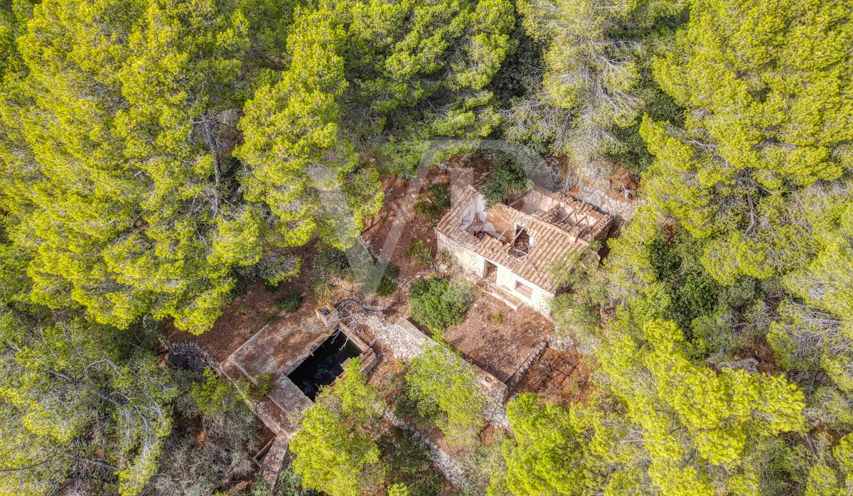zu-verkaufen-finca-exklusives-anwesen-von-fast-15-hektar-in-einzigartigen-enklave-in-den-bergen-die-den-hafen-von-sóller