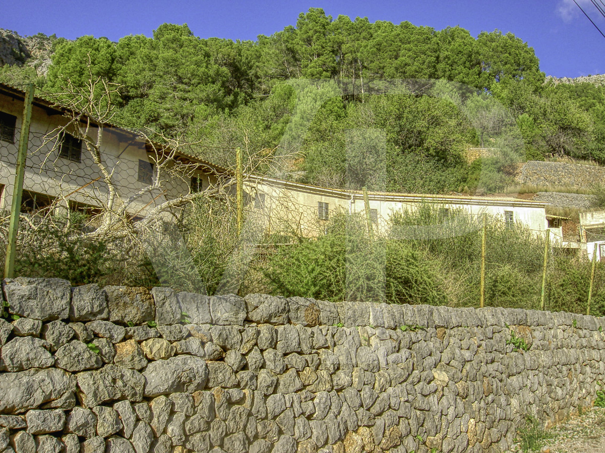 zu-verkaufen-finca-exklusives-anwesen-von-fast-15-hektar-in-einzigartigen-enklave-in-den-bergen-die-den-hafen-von-sóller