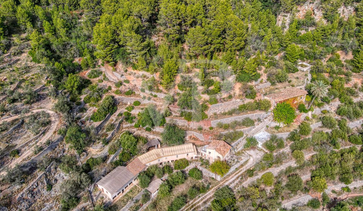 zu-verkaufen-finca-exklusives-anwesen-von-fast-15-hektar-in-einzigartigen-enklave-in-den-bergen-die-den-hafen-von-sóller