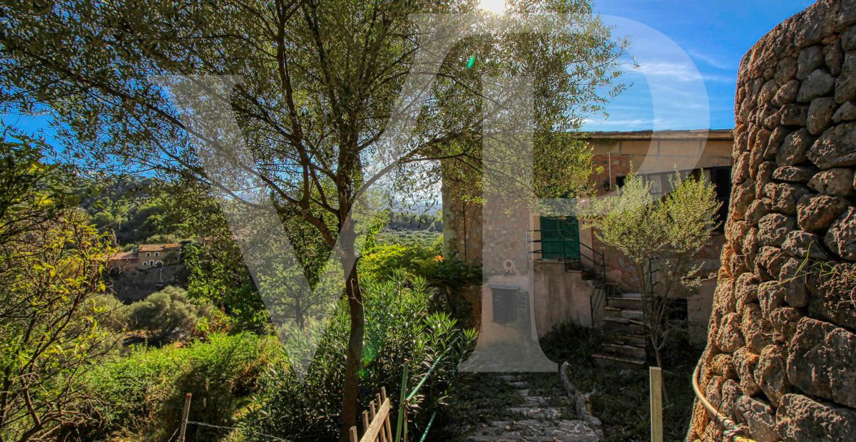 zu-verkaufen-finca-exklusives-anwesen-von-fast-15-hektar-in-einzigartigen-enklave-in-den-bergen-die-den-hafen-von-sóller