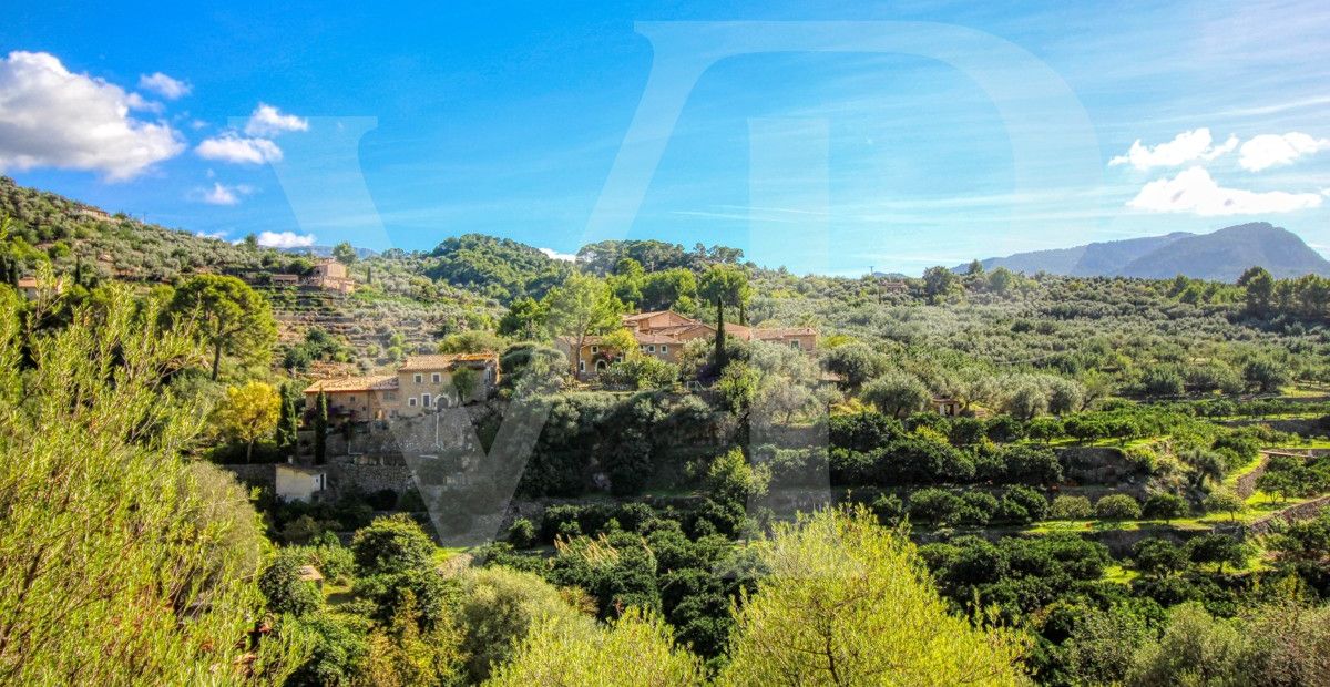 zu-verkaufen-finca-exklusives-anwesen-von-fast-15-hektar-in-einzigartigen-enklave-in-den-bergen-die-den-hafen-von-sóller