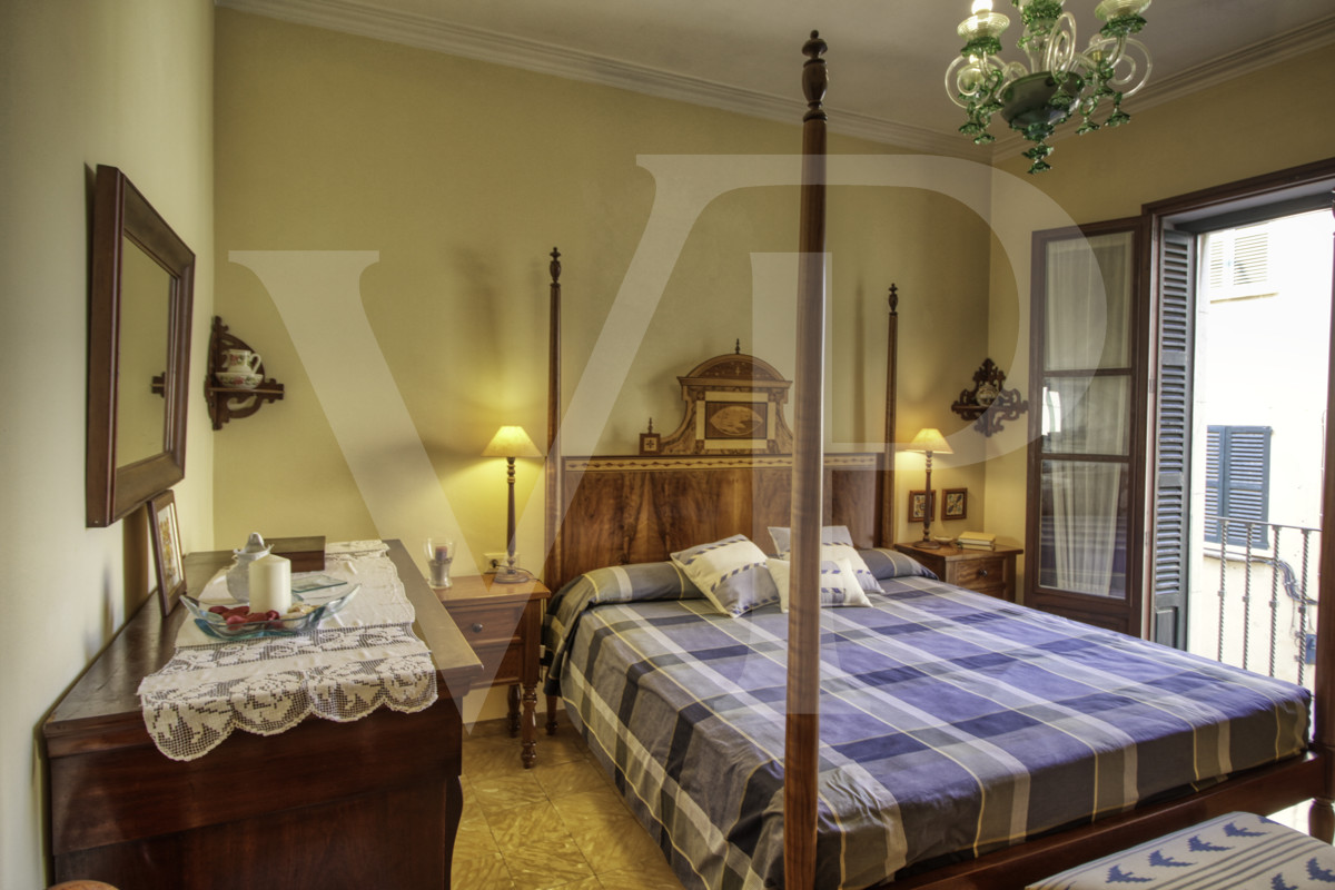 preciosa-gran-casa-señorial-en-dos-viviendas-en-venta-en-el-centro-de-sóller-mallorca